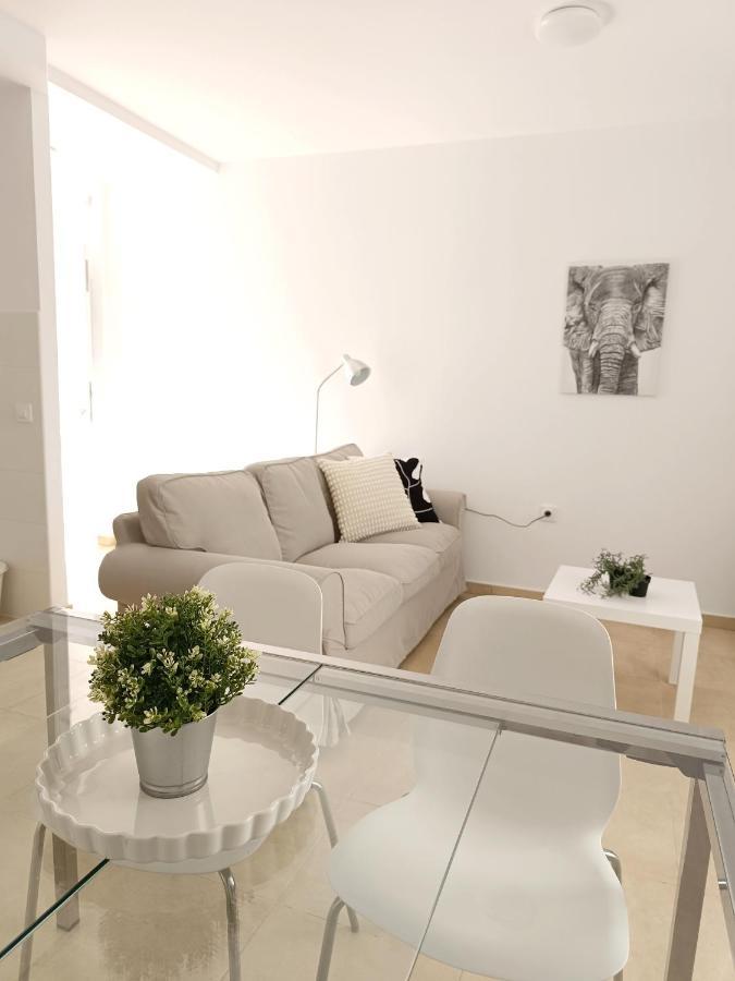 Sherry Suites V Apartamentos Parking Gratuito Jerez de la Frontera Extérieur photo